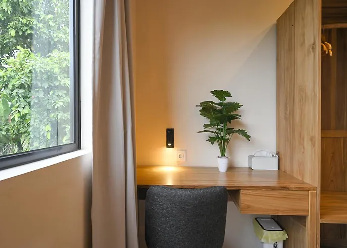 Kedungu Village By Hello Summer 5*